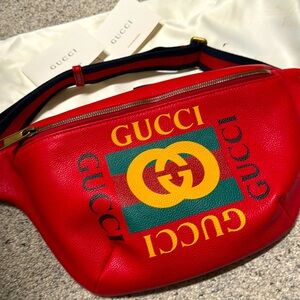 💯 authentic NEW Gucci Leather logo belt bag